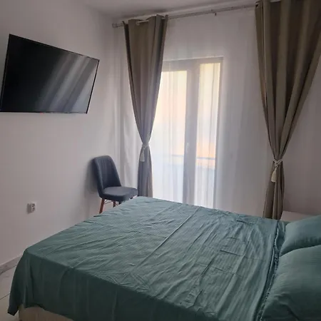 Apartament Rodna アパート *
